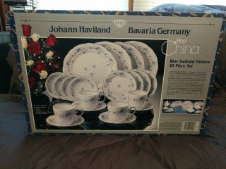 Johann Haviland Bavaria Germany Fine China Blue Garland 20 Piece Set Box.