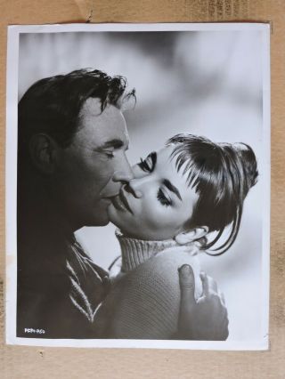 Elsa Martinelli Kisses Trevor Howard Studio Portrait Photo 1957 Manuela