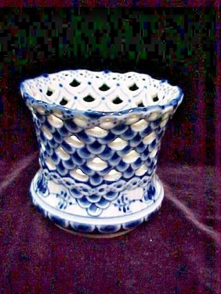 Royal Copenhagen Blue Fluted Full Lace Toothpick Cigarette Holder Cup 1015