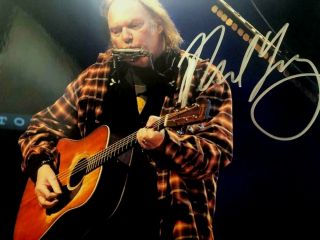 Neil Young Hand Signed Autographed Color 8 X 11 With