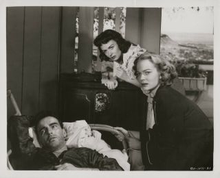 Montgomery Clift,  Donna Reed Orig 1953 Scene Still.  From Here To Eternity