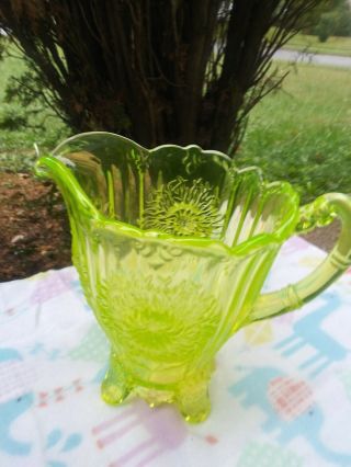 Pitcher Dahlia Vaseline Green Carnival Glass - Mosser Usa