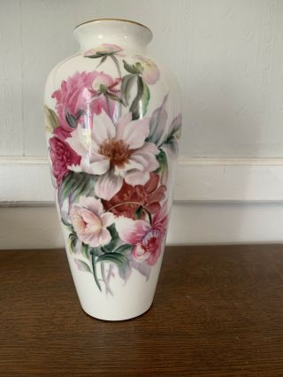 Noritake Vase Nippon Toki Kaisha Pink Roses Gild Trim