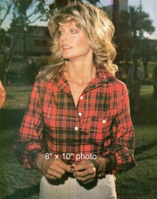 Farrah Fawcett Color Candid Photo In Red Plaid Flannel Shirt (148)