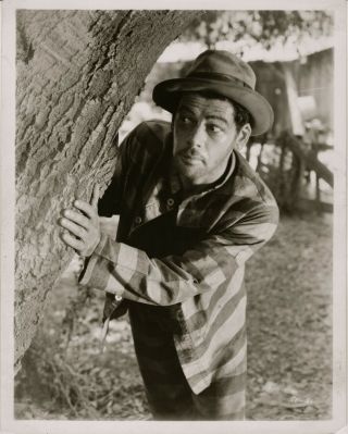 Paul Muni Orig 1932 Scene Portrait.  I Am A Fugitive From A Chain Gang.