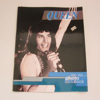 Queen : Vintage 1993 Tear - Out Photo Book Freddie Mercury