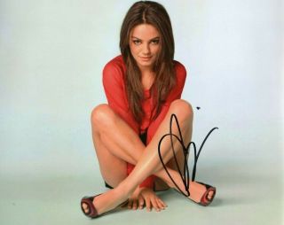 Autographed Mila Kunis Signed 8 X 10 Photo Hot