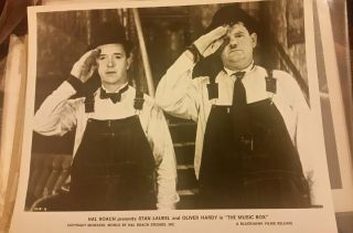 Stan Laurel And Oliver Hardy 1932 Hal Roach The Music Box 8x10 B&w Glossy M8 - 9