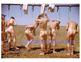 Shirtless Beefcake Photo 2 Soldiers In Africa Shower L116