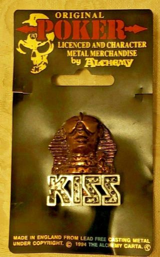 1994 Poker By Alchemy Solid Metal 3 - D Kiss Band Pin Made In England Nos