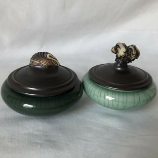2 Andrew Maccorkindale Studio Art Pottery Seashell Finial Trinket Dish Box W/lid