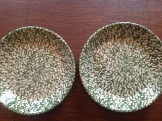 Gerald E Henn Pie Plates.  (2) Green