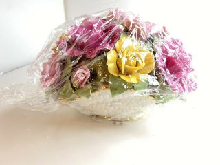 Old Country Roses Royal Albert Bone China Flower Basket Centerpiece Has A Chip