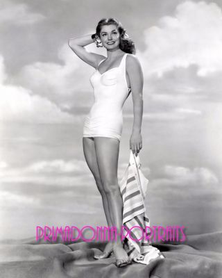 Esther Williams 8x10 Lab Photo 1940s Sexy Swimsuit Swimming Sweetheart Portrait
