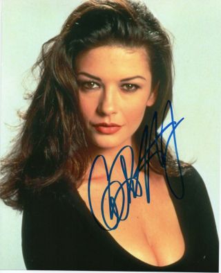 Autographed Catherine Zeta Jones Signed 8 X 10 Photo