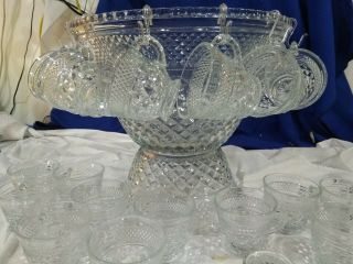Anchor Hocking Vintage Wexford Punch Bowl Service For 18
