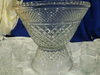 ANCHOR HOCKING Vintage Wexford Punch Bowl Service for 18 2