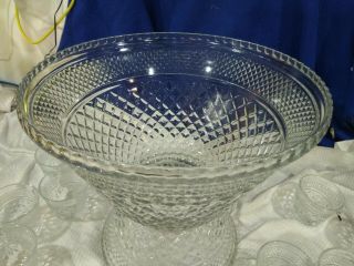 ANCHOR HOCKING Vintage Wexford Punch Bowl Service for 18 3