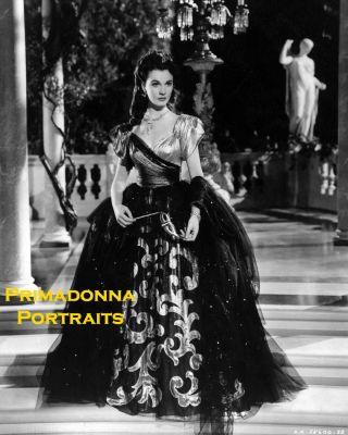 Vivien Leigh 8x10 Lab Photo Portrait Sexy Elegant Period Gown