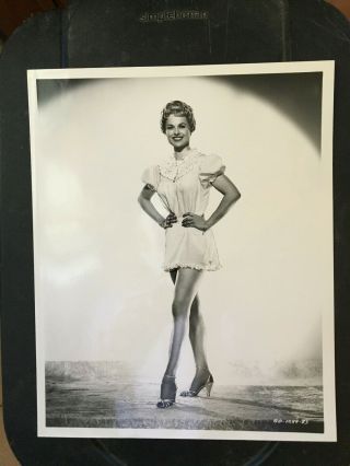 Martha Hyer 1954 Vintage Press Sexy Negligee Full - Body Photo