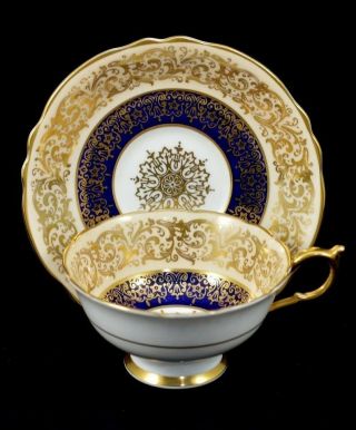 Vtg.  Paragon H.  M.  Queen Mary Heavy Gold/ Cream/ Cobalt Blue Tea Cup Saucer