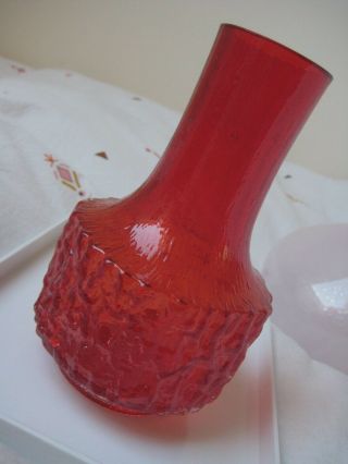 Whitefriars A Ruby Bark Textured Glass Vase 18.  50cm Geoffrey Baxter Art Glass