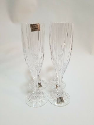 Set of 4 Mikasa Berkeley Stemmed Fluted Champagne Glasses 2