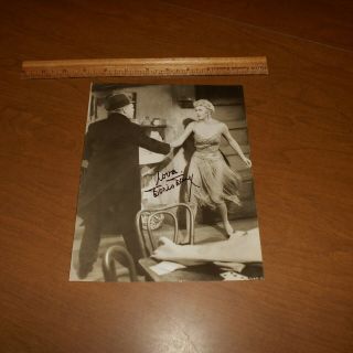 Doris Day Was An American Actress,  Singer Hand Signed 7.  25 X 9.  25 Photo