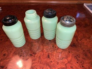 Vintage Jeannette Glass Jadeite Salt & Pepper Spice Shakers Uranium Authen