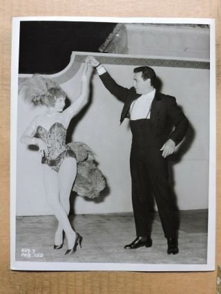 Janet Munro With Virgilio Texera Orig Leggy Candid Photo 1959 Tommy The Toreador