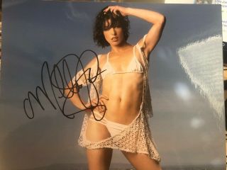 Milla Jovovich Signed Autograph 8x10 Photo Hot Resident Evil Rare