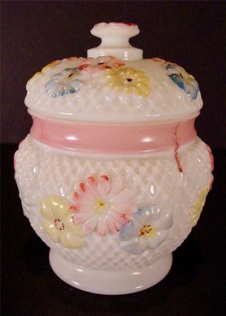 Consolidated " Cosmos " Pattern Daisy Milk Glass Covered Sugar Bowl Vgc
