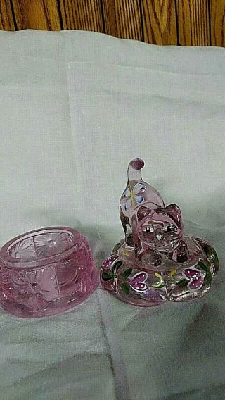 Fenton Trinket Box Rosemilk With Kitty Cat HP Pink/White Flowers 5361 DA 2