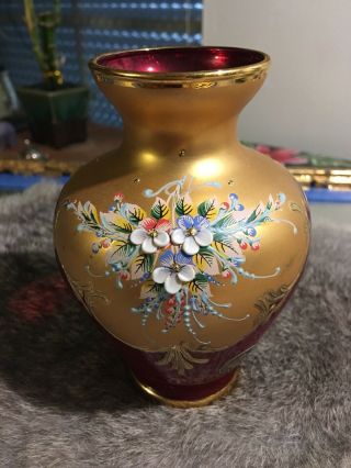 Vintage Murano Art Glass Ruby Red & 24k Gold Encrusted Vase W/applied Flowers