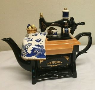 Paul Cardew Large Infusion Sewing Machine Teapot 12”x9” English