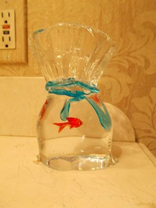 Vintage Murano? Glass Fish in a Bag Aquarium Goldfish Blue Ribbon Paperweight 3
