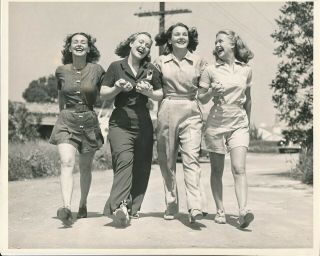The Lane Sisters 1939 Warner Bros 8x10 Leggy Press Photo Muky Stamp Vv