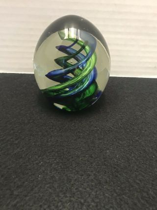 VINTAGE Art Glass Paperweight Murano STYLE EGG SHAPED BLUE/GREEN SWIRL 2