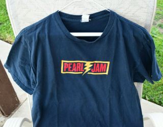 Pearl Jam 2013 Lightning Bolt Tour Concert Tour T - Shirt Size Large Grunge Tee