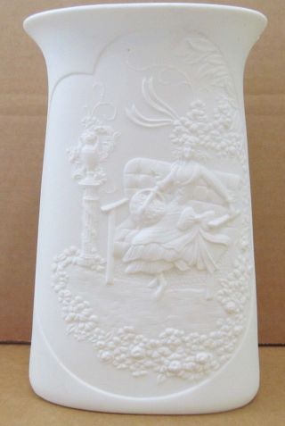 Bisque Porcelain White Vase Ak Kaiser Germany Signed: M Frey Lady In Garden 0316