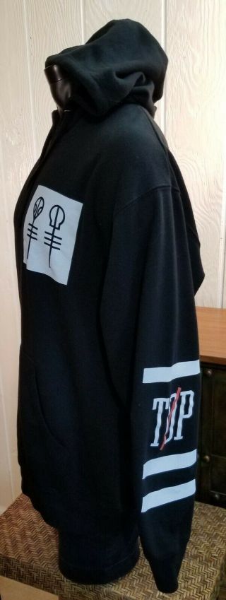 Twenty One Pilots TOP Black Hoodie Pullover Size XL Pit to pit is 24 - 1/2 
