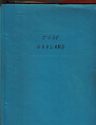 Scrapbook/folder - Judy Garland - Articles - Mag Photos Etc - Medium