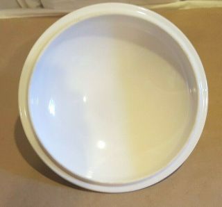CorningWare Traditions Embossed White Stoneware Covered 2 Qt Casserole Dish 8