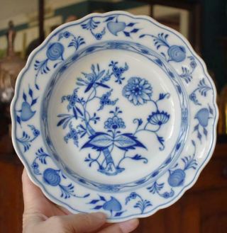 Lovely Antique Meissen Porcelain Crossed Swords Blue Onion Round Bowl 1 Have 5
