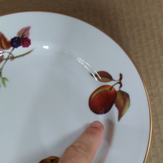 6 Royal Worcester Fine Porcelain Evesham 8 1/8” Salad Plates England - Gold Trim 6