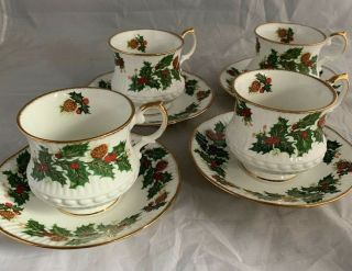 4 Queens Yuletide Holly Tea Cup And Saucer Rosina China Fine Bone China England