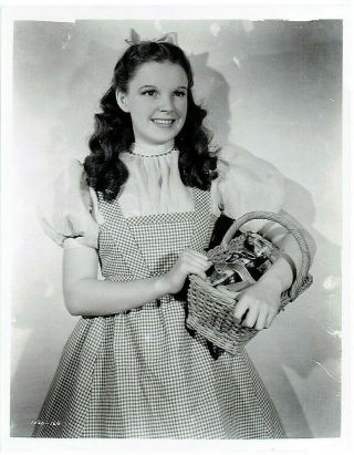 8”x10” B&w Still,  Judy Garland As Dorothy In The Wizard Of Oz