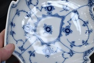 Vintage Royal Copenhagen Denmark Blue & White Fluted Leaf Serving Dish Bowl 4
