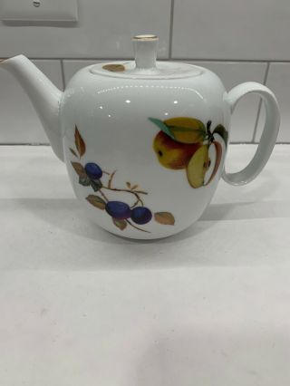 Royal Worcester Evesham Fine Porcelain Teapot Made In England 14 - 2