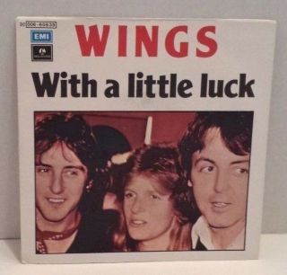 Rare Paul Mccartney Wings With A Little Luck 45 W/pic Sleeve Import Italy Parlo